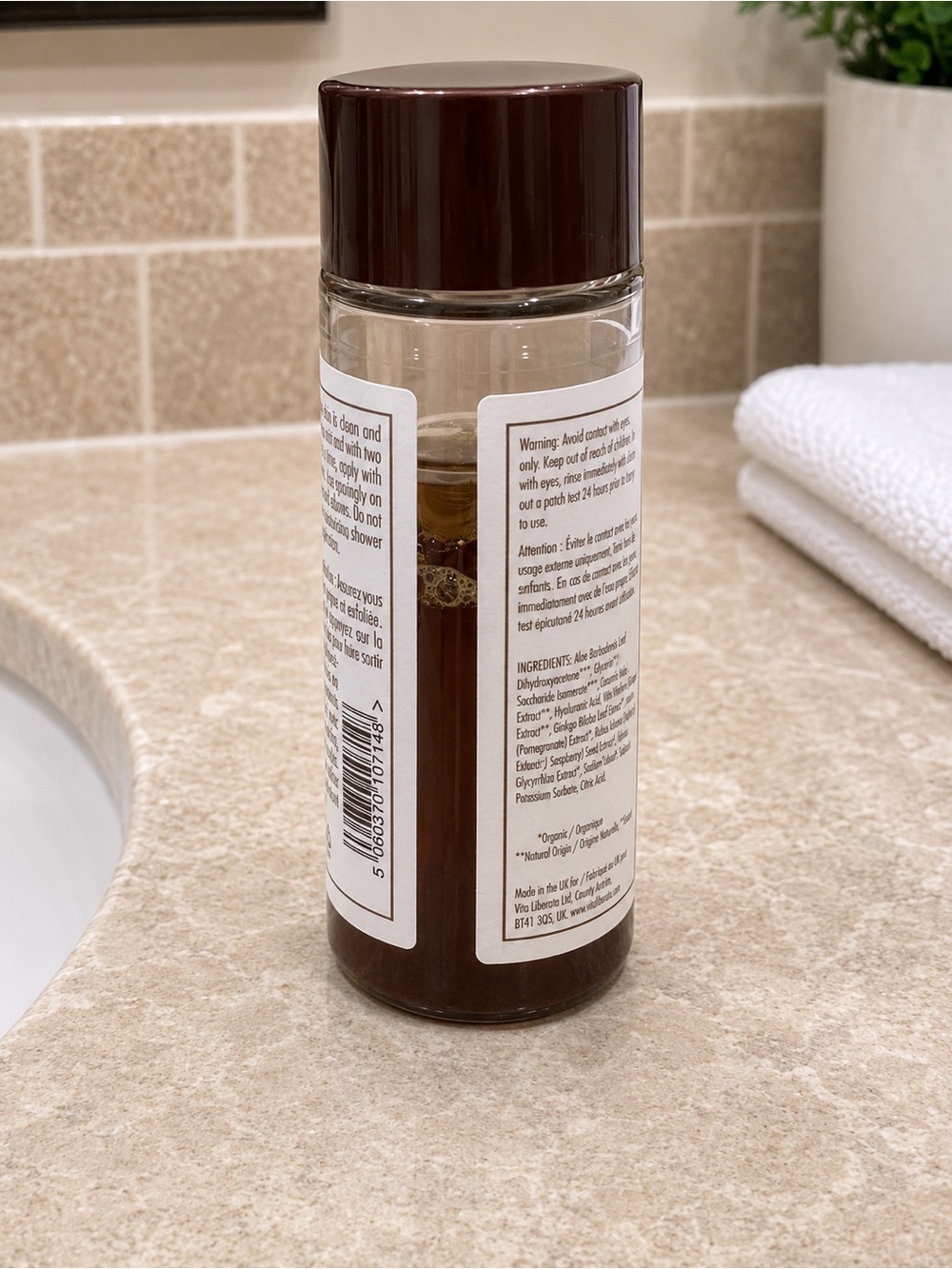 Vita Liberata Invisi Foaming Tan Water - Medium/Dark - Picture 4 of 4